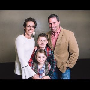 Meet your Posher, Laura